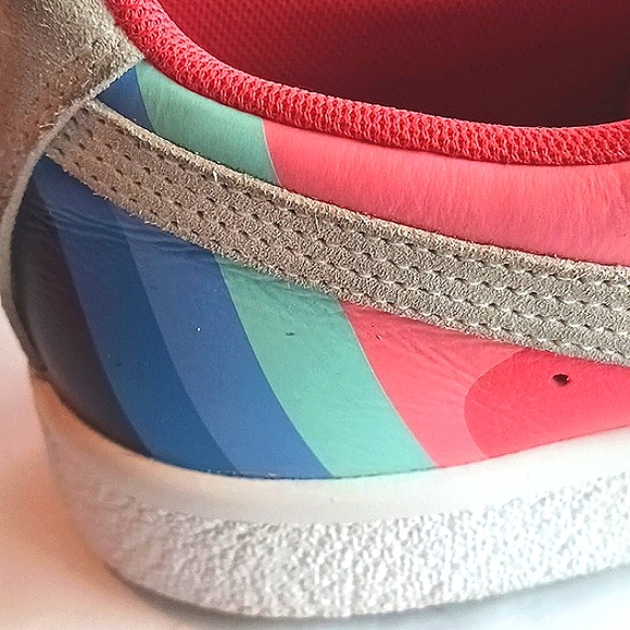 PUMA Clyde Dolphin Porcelain Rose Size 11.5 Sneakers - Picture 13 of 14